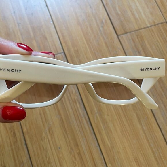 GIVENCHY White Cat Eye Sunglasses - Picture 8 of 9